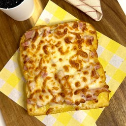 แฮมเนยกระเทียม (ใช้เวลาอบ 10 นาที)