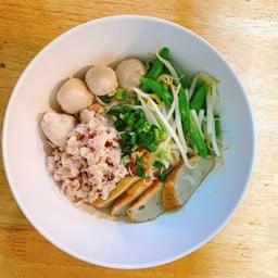 ก๋วยเตี๋ยว