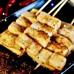 ปลาม้วนไข่เค็ม  ပႃမူၼ်းၶႆႇ