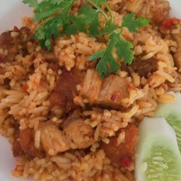ข้าวผัดต้มยำหมูสามชั้น