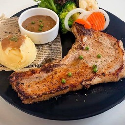 Lamb Steak with Peking Duck Mala Sauce
麻辣北京烤鸭酱羊排