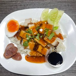 ข้าวหมูกรอบ