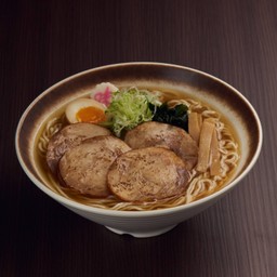 อาโกะ ดาชิ ชาชู ราเมน (L)