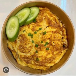 ข้าวไข่เจียวเลือกท็อปปิ้งเองคร้า