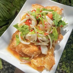 ยำไข่ดาว