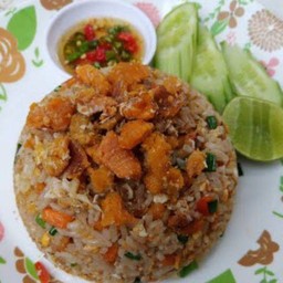 ข้าวผัดไข่ปู
