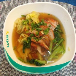 เกี๊ยวหมูแดง[อ้วนบางหมูแดงหมูกรอบ]