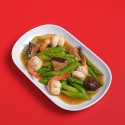 ผัดหน่อไม้ฝรั่งกุ้งสด #(90)