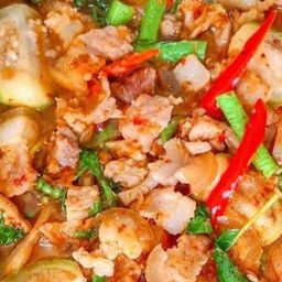 ข้าวไข่เจียว+แกงป่าหมู