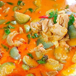 แกงเผ็ดไก่