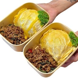 Stir-fried minced beef with thai basil