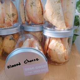 Almond Cheese Cookie
