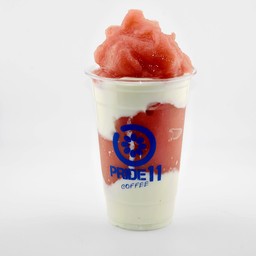 สตอเบอรี่โยเกิร์ตสมูทตี้