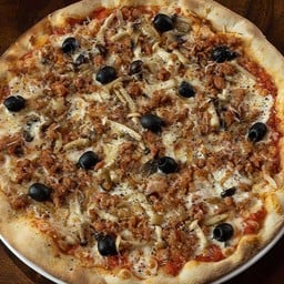 พิซซ่าลูคาเนีย