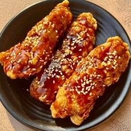 ไก่ไม่มีกระดูกซอสเกาหลี 1 กล่อง