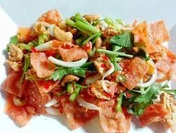 ยำสามกรอบ