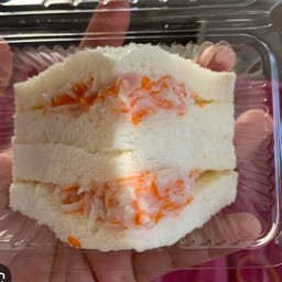 แซนวิชปูอัดจิ๋ว