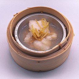 ปลาดอลลี่นึ่งซีอิ้ว