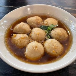 ลูกชิ้นหมูลวก.