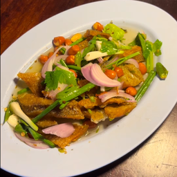 ยำปลาสลิด