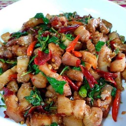 ข้าวกะเพรา 3 ชั้น