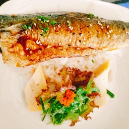 ข้าวหน้าซาบะเทริ