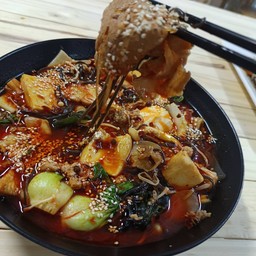 ชาบูต้มให้ น้ำซุปหม่าล่า M
