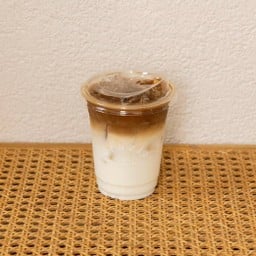 ICED CAFFE LATTE