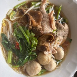 เกาเหลาหมูรวม