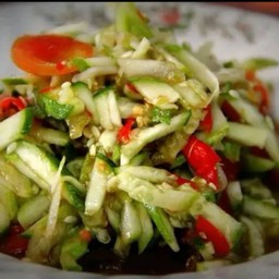 ตำแตงกวา