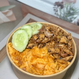 ข้าวไก่กระเทียม+ไข่เจียว