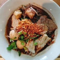 เตี๋ยวเรือคาเฟ่