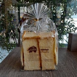 ขนมปังเนยกรอบ