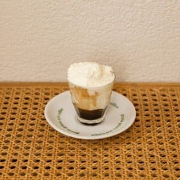 ESPRESSO CON PANNA