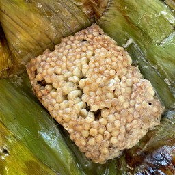 ผึ้งย่างสูตรยอดฮิต น้ำผึ้ง+เกลือ หวาน มัน เค็ม กำลังดี  ปริมาณ120 กรัม