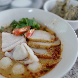 ก๋วยเตี๋ยวปลาต้มยำน้ำข้น