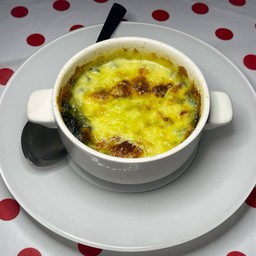 ผักโขมอบชีส