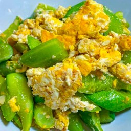 แตงกวาผัดไข่