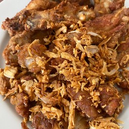 ไก่ทอดกระเทียม