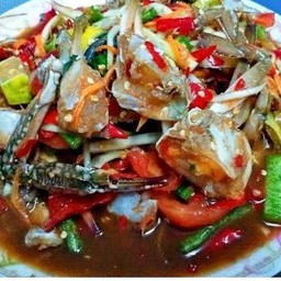 ส้มตำปลาร้าบวกปูม้า