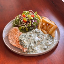 สเต็กไก่ครีมผักโขม