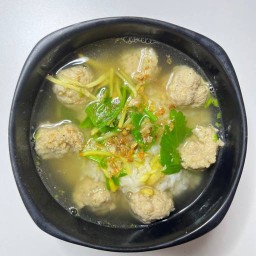 แม่เตือน โจ๊กฮ่องกง & ครัวเช้า กลางซอยหมู่บ้านพระปิ่น7