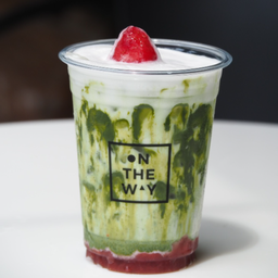 สตอว์เบอรี่มัชฉะลาเต้