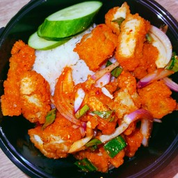 ข้าว ยำไก่แซ่บๆ