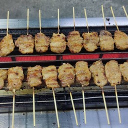 หมูปิ้งโบราณ เอื้ออาทรท่าอิฐ