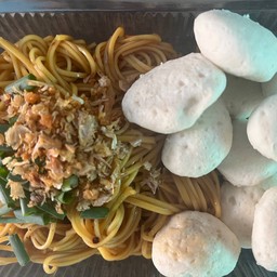 หมี่ซั่ว คลุกซอส สูตรโบราณ