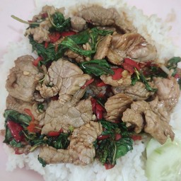 กระเพราเนื้อ