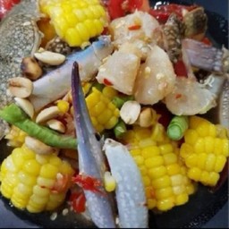 ตำข้าวโพดปูม้า