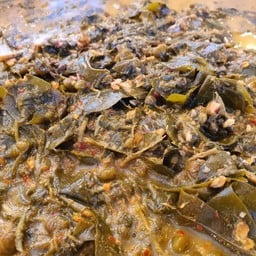 ข้าวแกงครัวคุณแม่ ตลาดเช้าพระปิ่น3