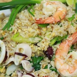 ข้าวผัดทะเล